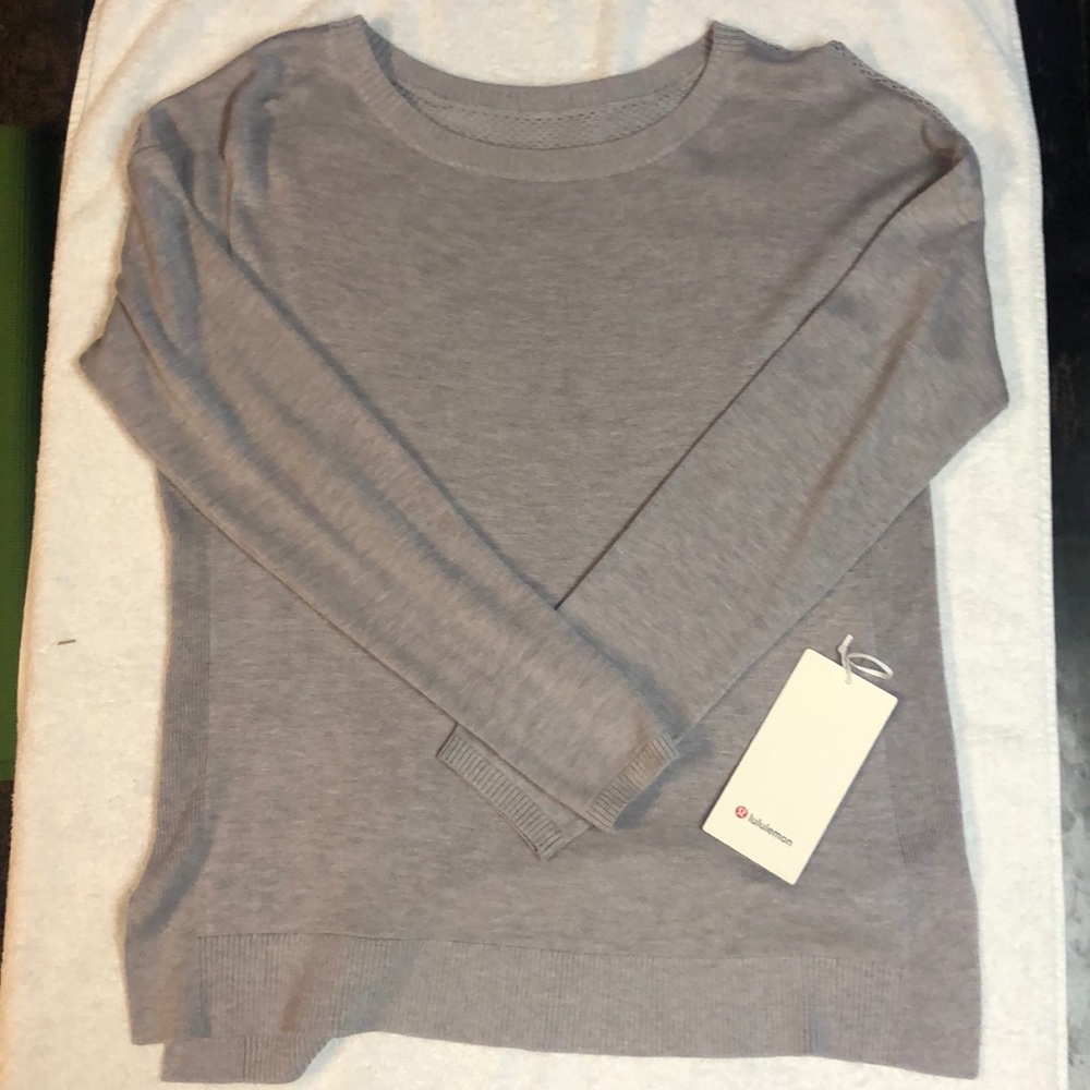Lululemon Well Being Sweater. Sz 6 Lilac/gray
